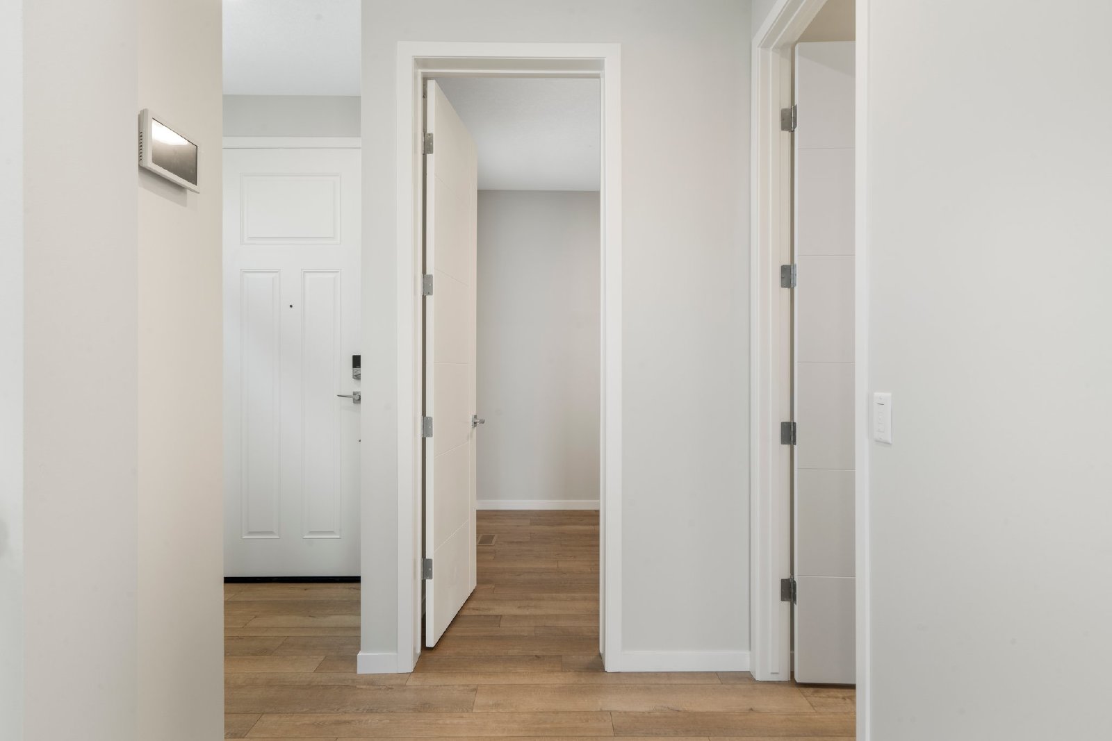 ROCKLAND PARK - BRAND NEW - TWO STOREY - FOUR BEDROOMS property image