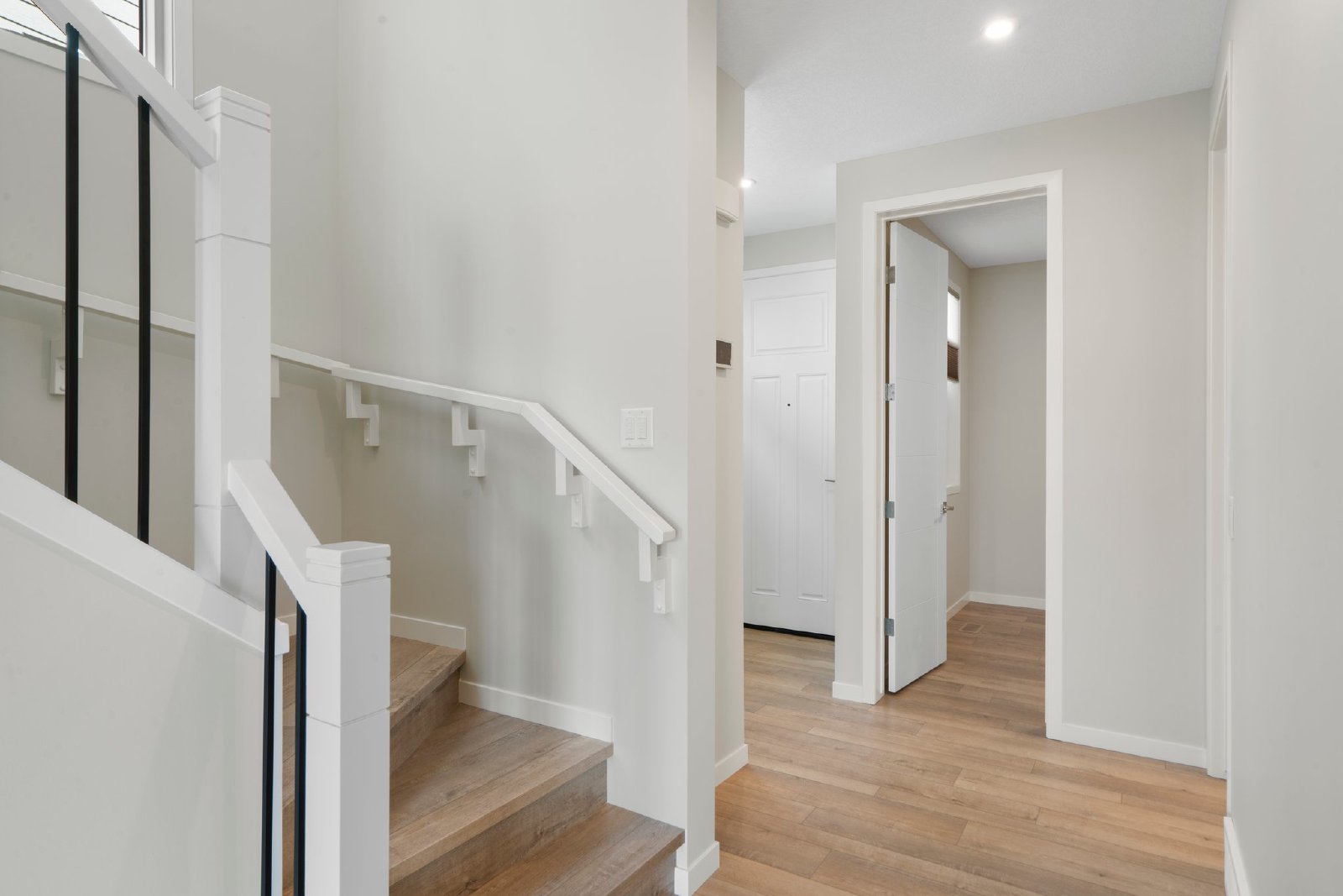 ROCKLAND PARK - BRAND NEW - TWO STOREY - FOUR BEDROOMS property image