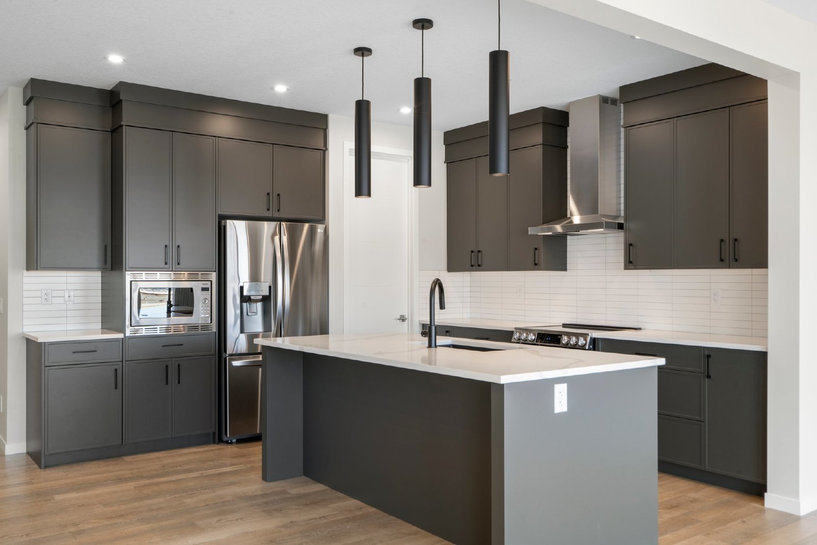 ROCKLAND PARK - BRAND NEW - TWO STOREY - FOUR BEDROOMS property image