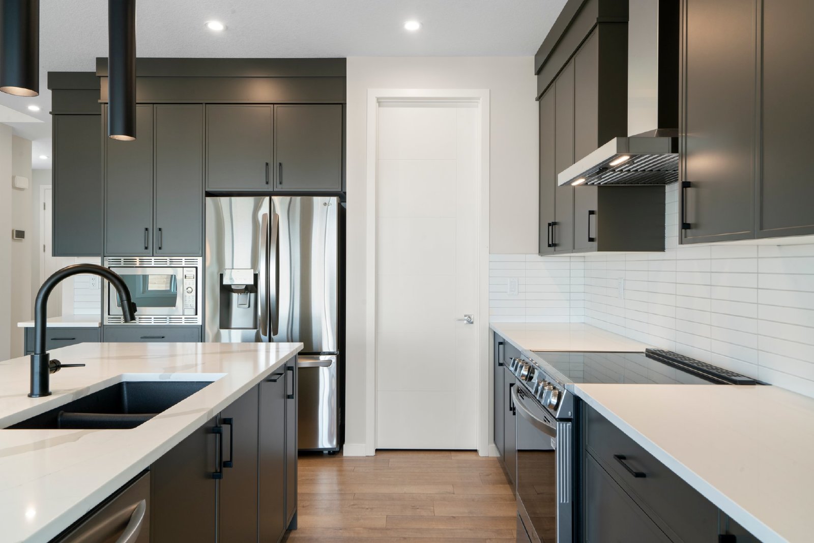 ROCKLAND PARK - BRAND NEW - TWO STOREY - FOUR BEDROOMS property image