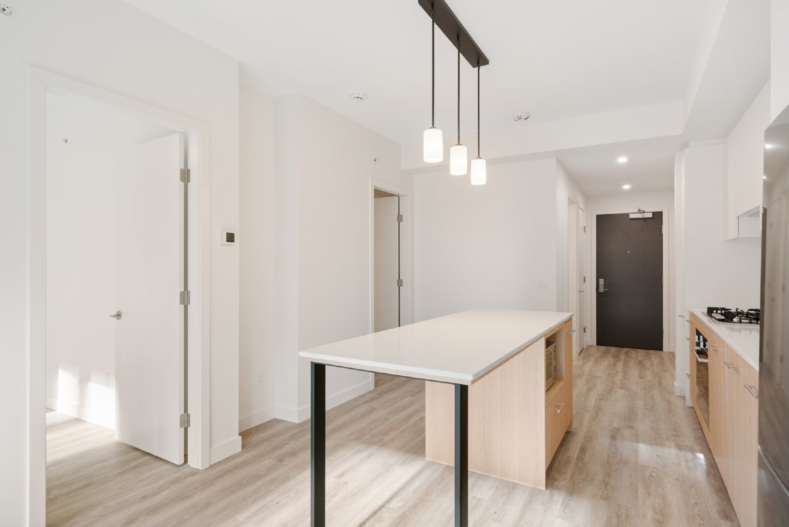 DOWNTOWN - FIRST AND PARK - TWO BED-TWO BATH property image