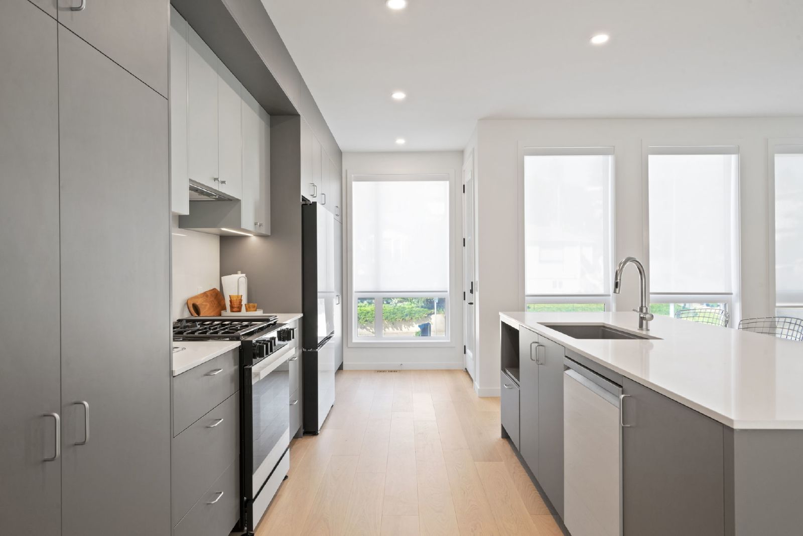 RAMSAY - URBAN CHIC TOWNHOUSE - MOVE IN READY property image