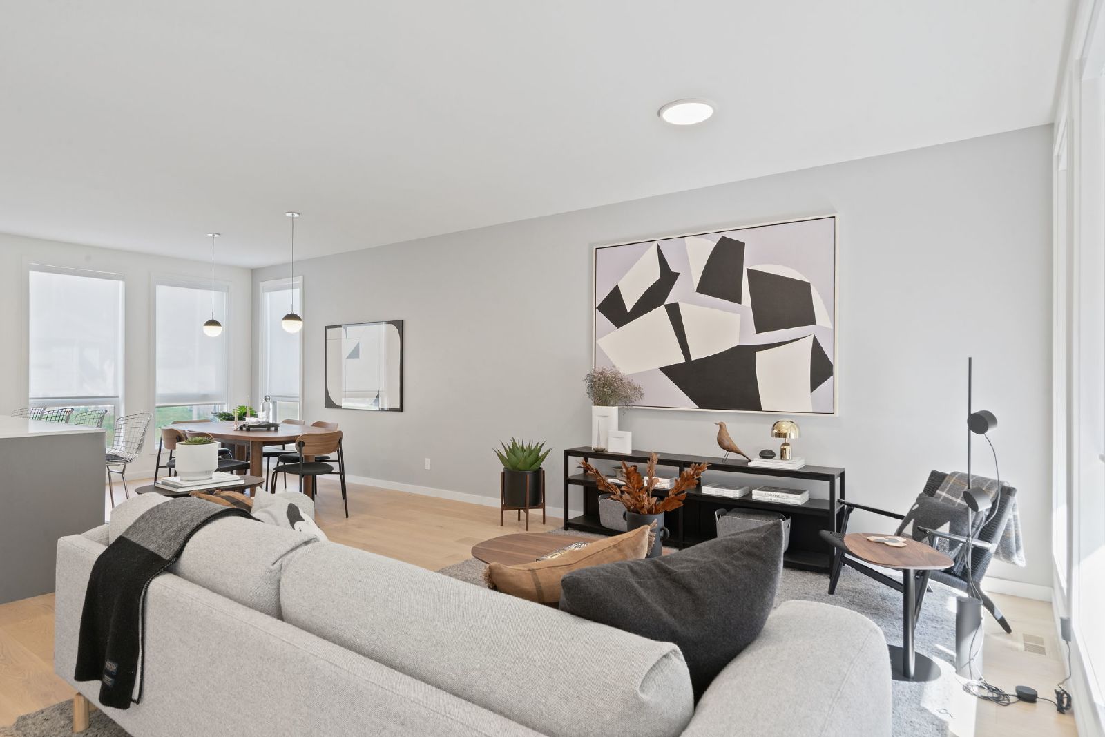 RAMSAY - URBAN CHIC TOWNHOUSE - MOVE IN READY property image