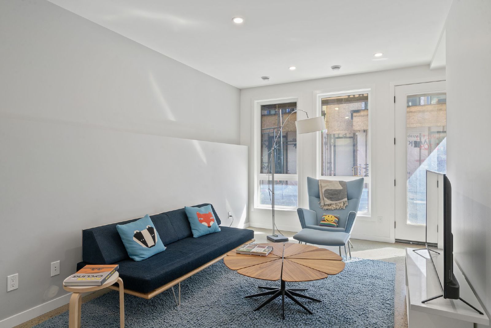 RAMSAY - URBAN CHIC TOWNHOUSE - MOVE IN READY property image