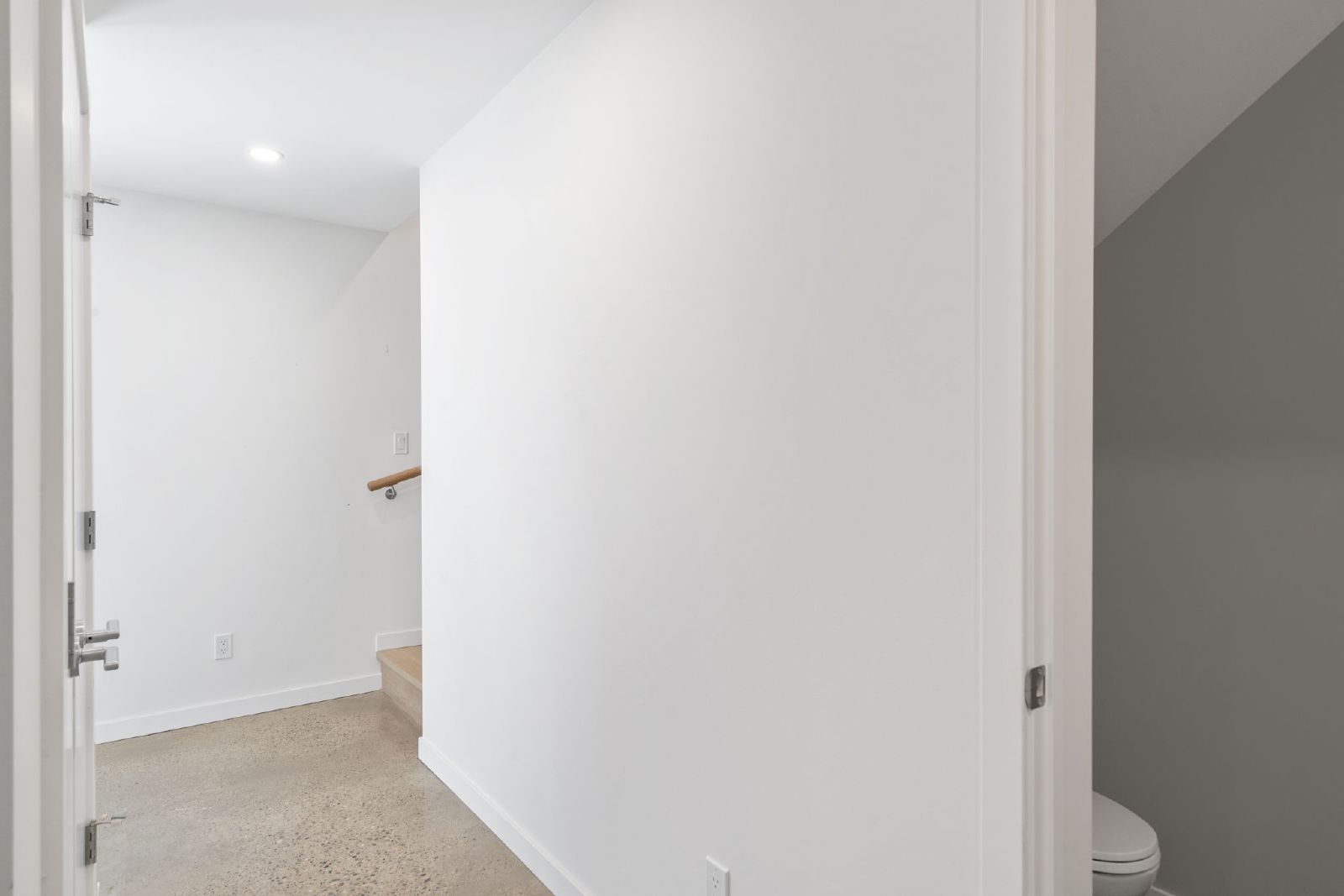 RAMSAY - URBAN CHIC TOWNHOUSE - MOVE IN READY property image