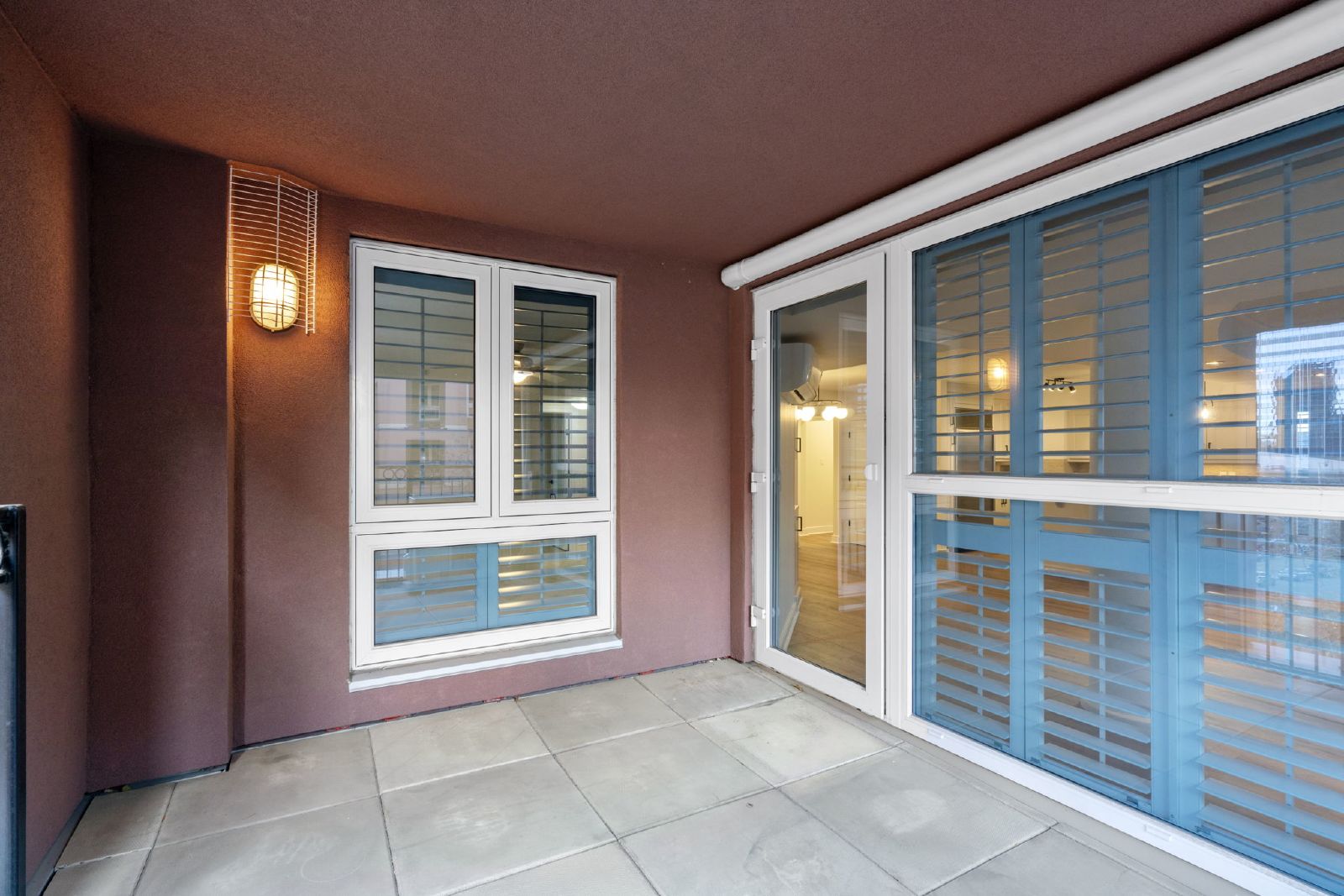 PRINCE'S ISLAND ESTATES - THREE BEDROOM EXECUTIVE FULLY RENOVATED SUIT property image