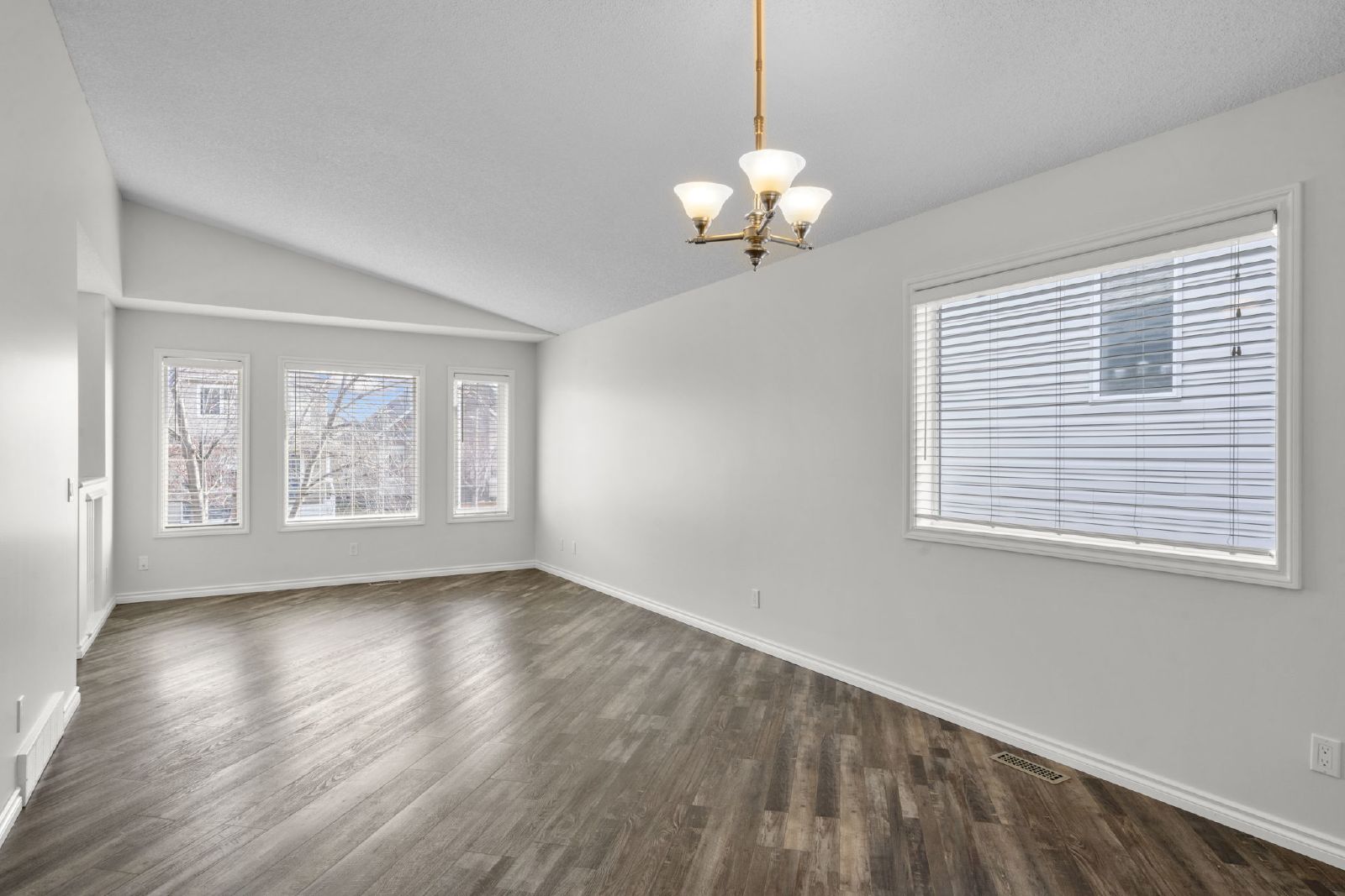 OKOTOKS - THREE BEDROOM TWO STOREY HOUSE property image