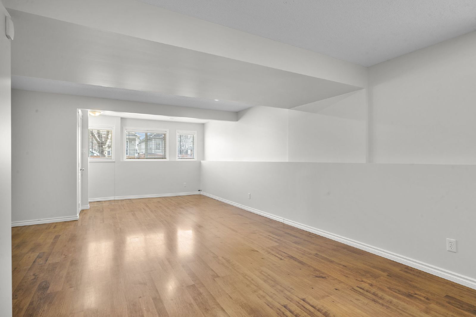 OKOTOKS - THREE BEDROOM TWO STOREY HOUSE property image