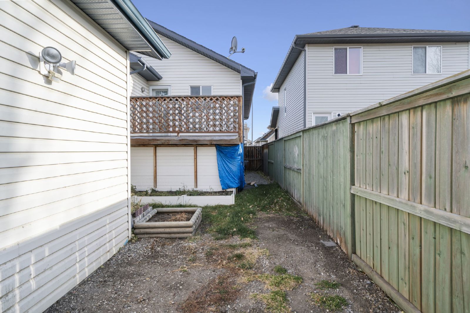 OKOTOKS - THREE BEDROOM TWO STOREY HOUSE property image