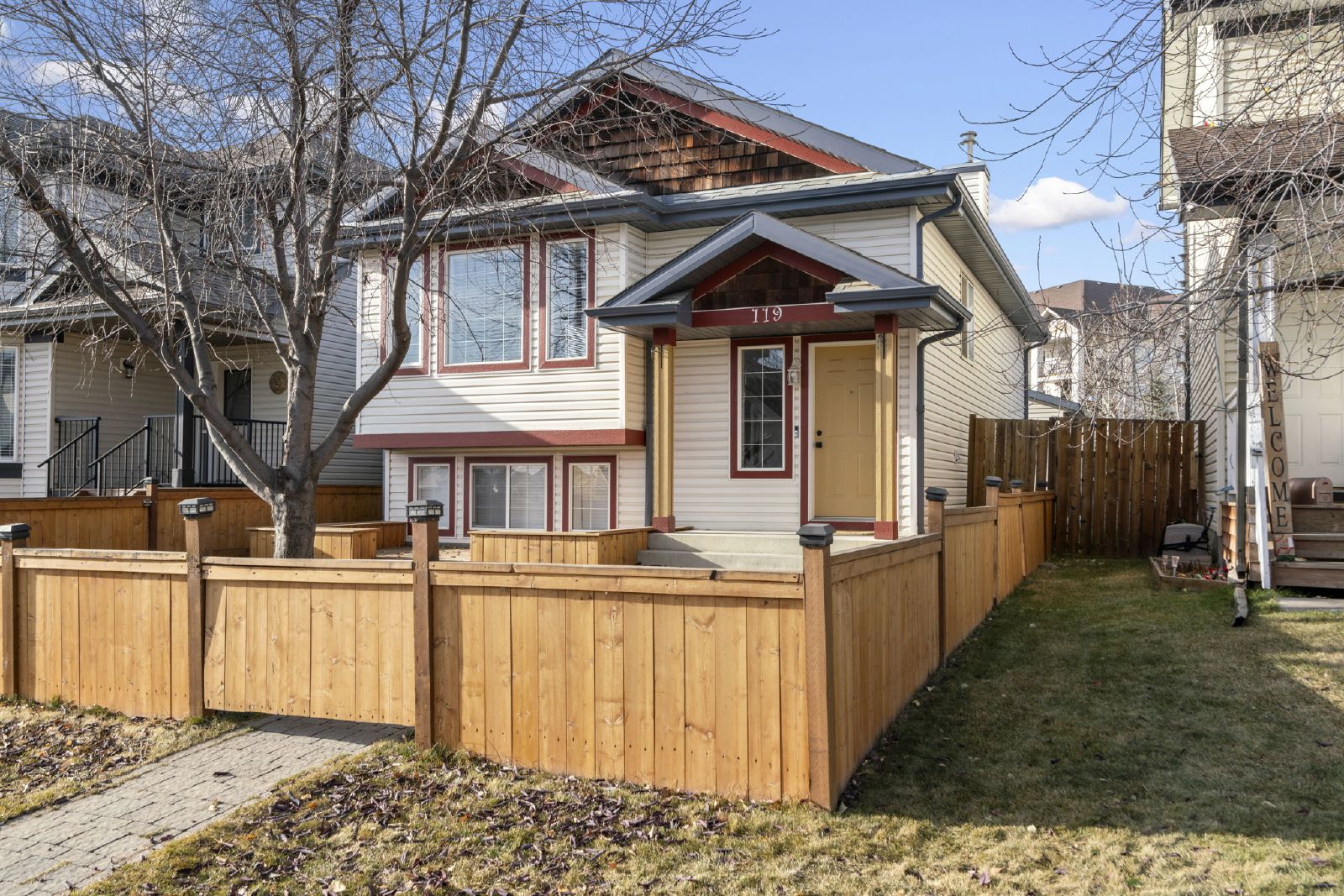 OKOTOKS - THREE BEDROOM TWO STOREY HOUSE property image