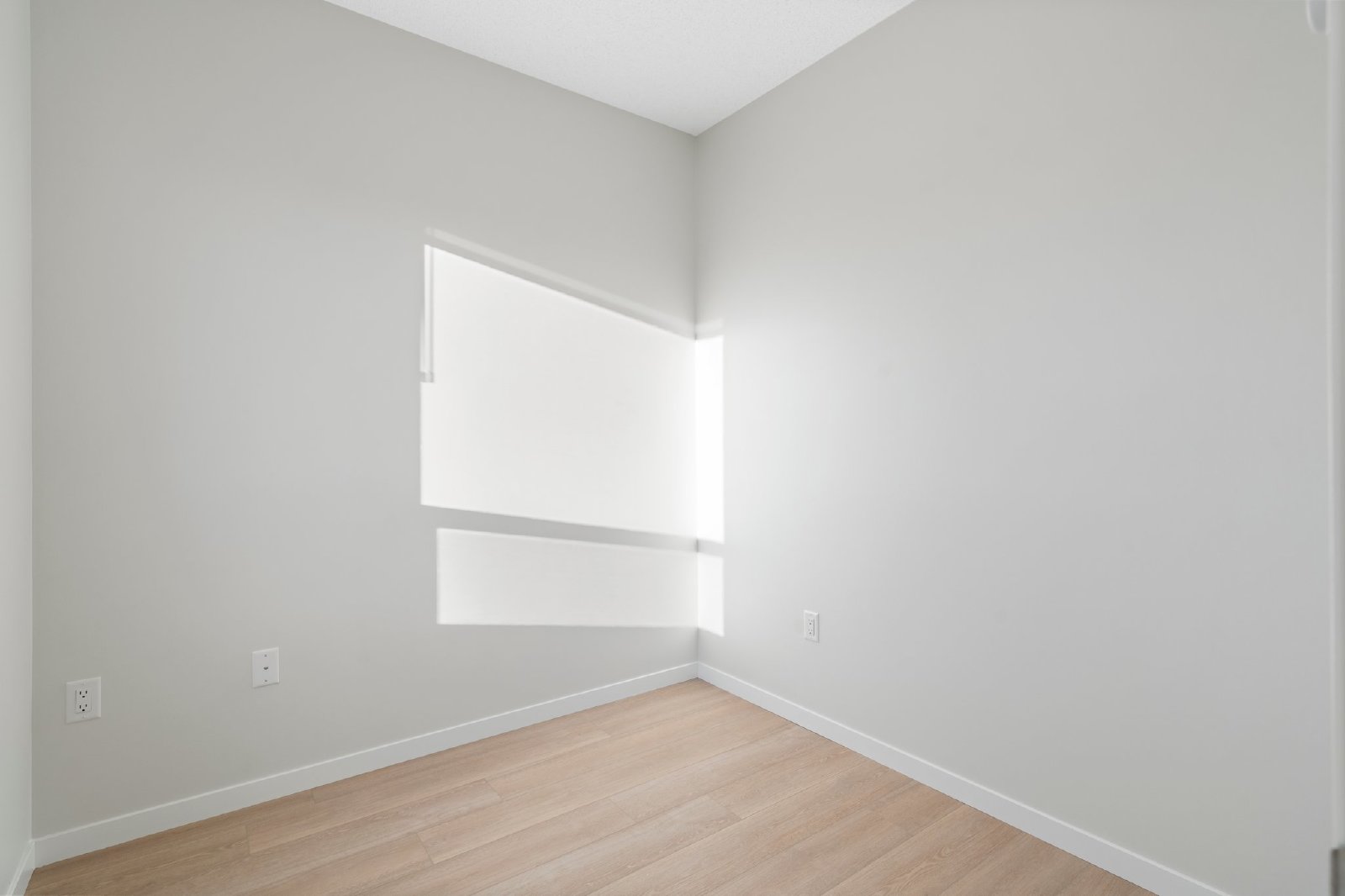 CARRINGTON - TWO BEDROOM CONDO WITH UNDERGROUND PARKING property image