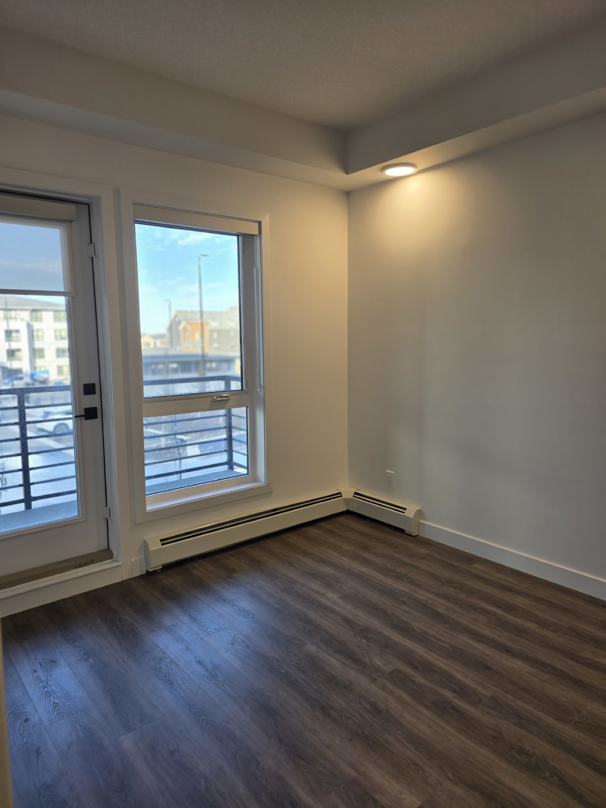 LIVINGSTON - BRAND NEW ONE BEDROOM, ONE BATH CONDO property image