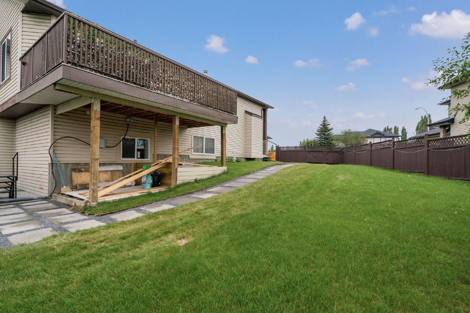 PANORAMA HILLS -HOUSE WITH 3 BEDROOMS AND GARAGE - BASEMENT AVAILABLE property image