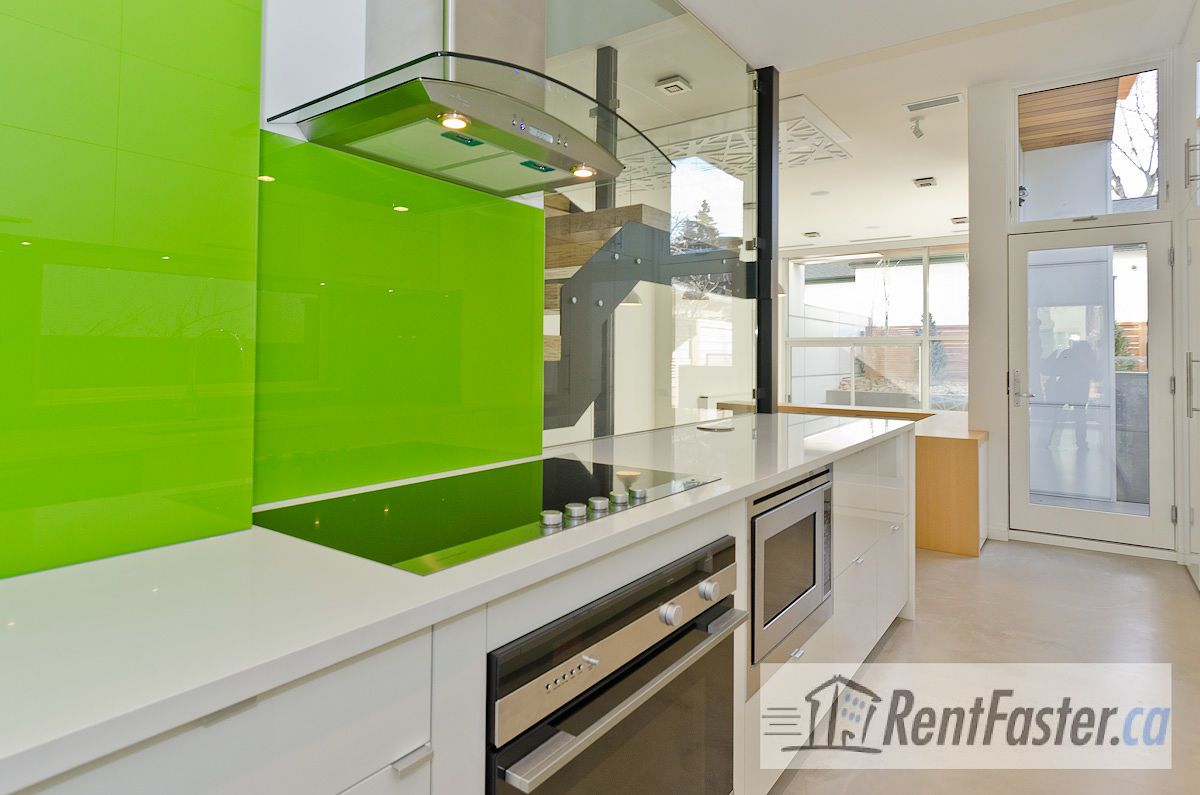 2107 27 Ave SW - - property image