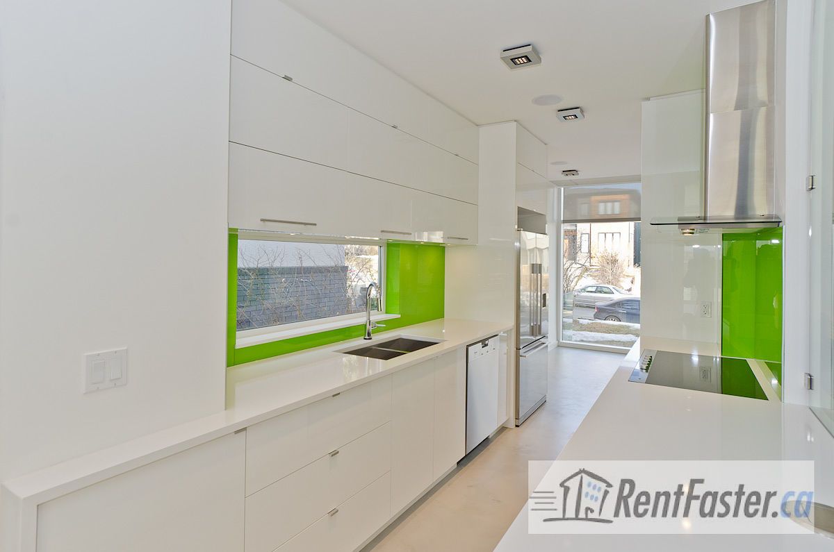 2107 27 Ave SW - - property image