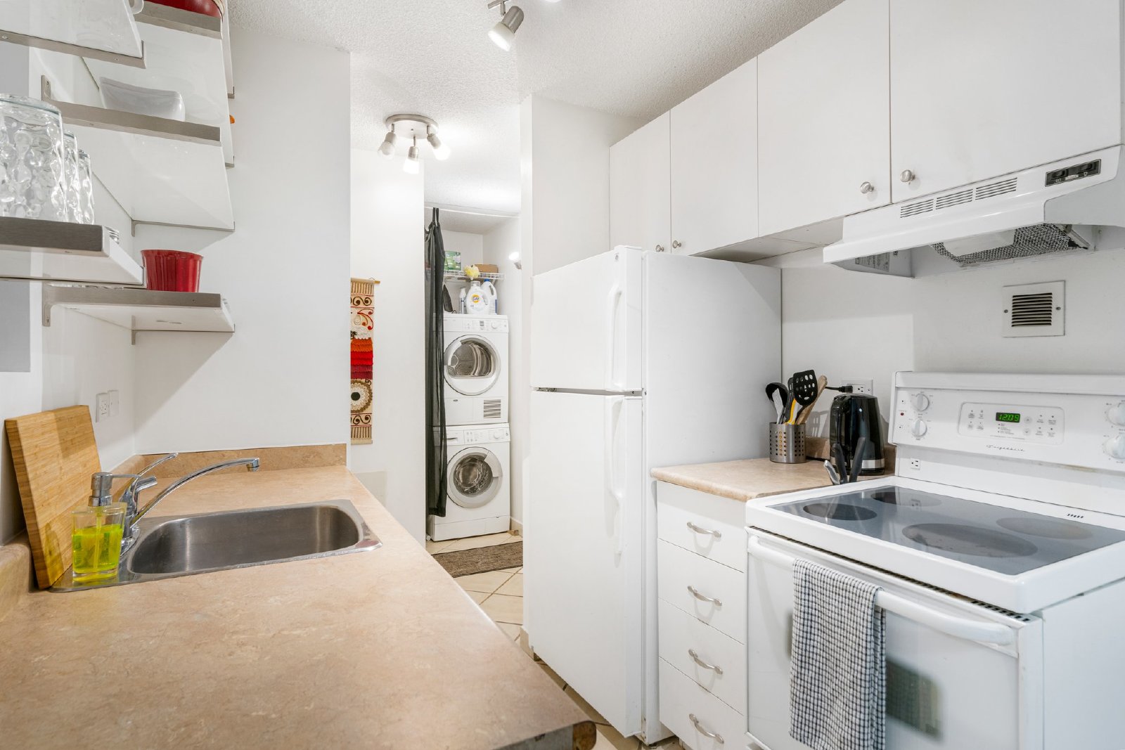 205, 903 - 19 Ave SW - - property image