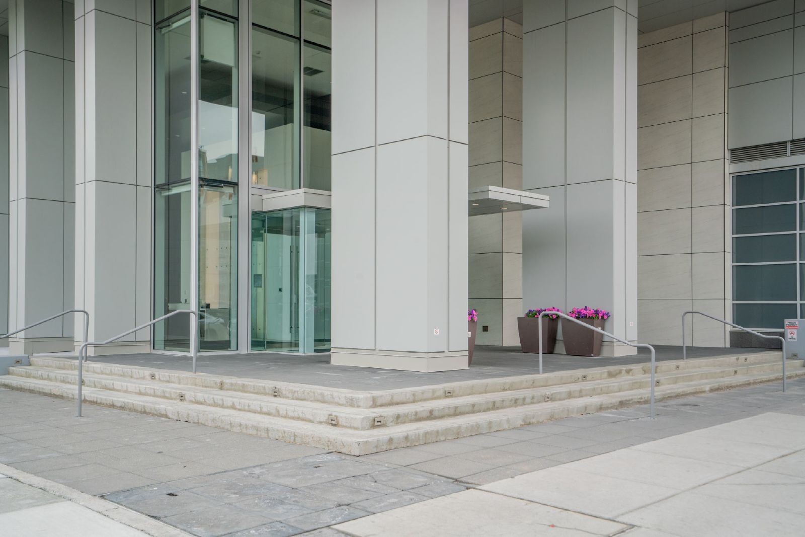 2705, 930 - 16 Avenue SW - 1 property image