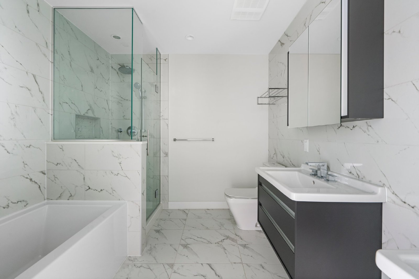 2705, 930 - 16 Avenue SW - 1 property image