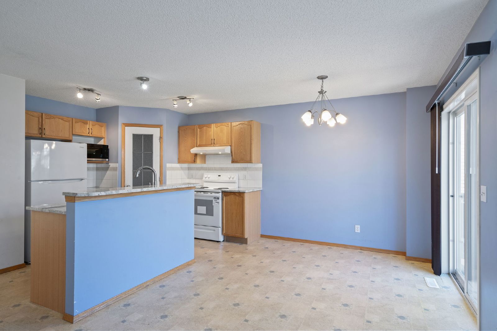 179 Taravista Street NE - 1 property image