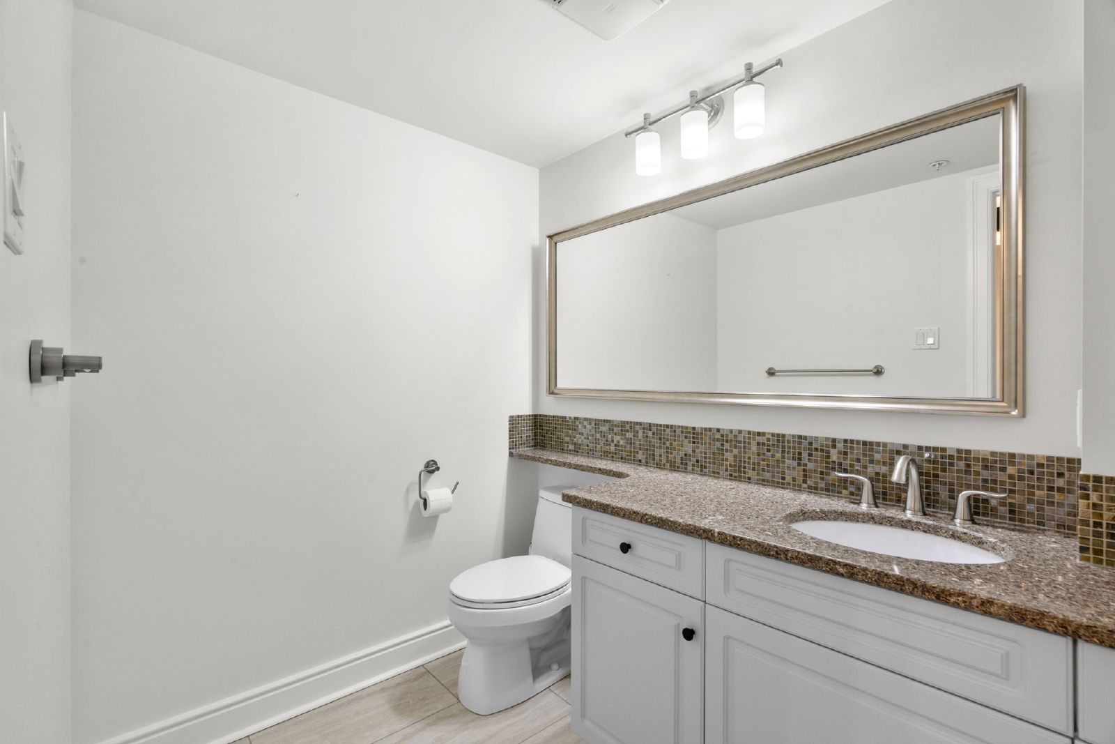 1505, 400 Eau Claire Avenue SW - 1 property image