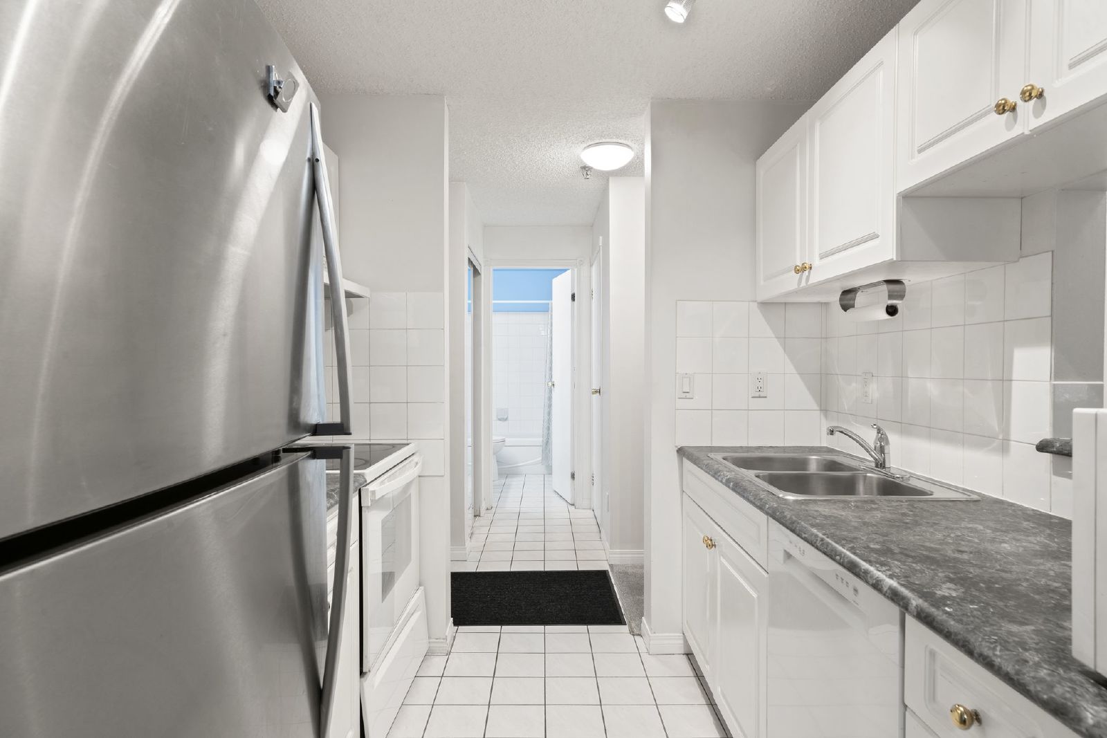 102, 1735 11 Avenue SW - 1 property image