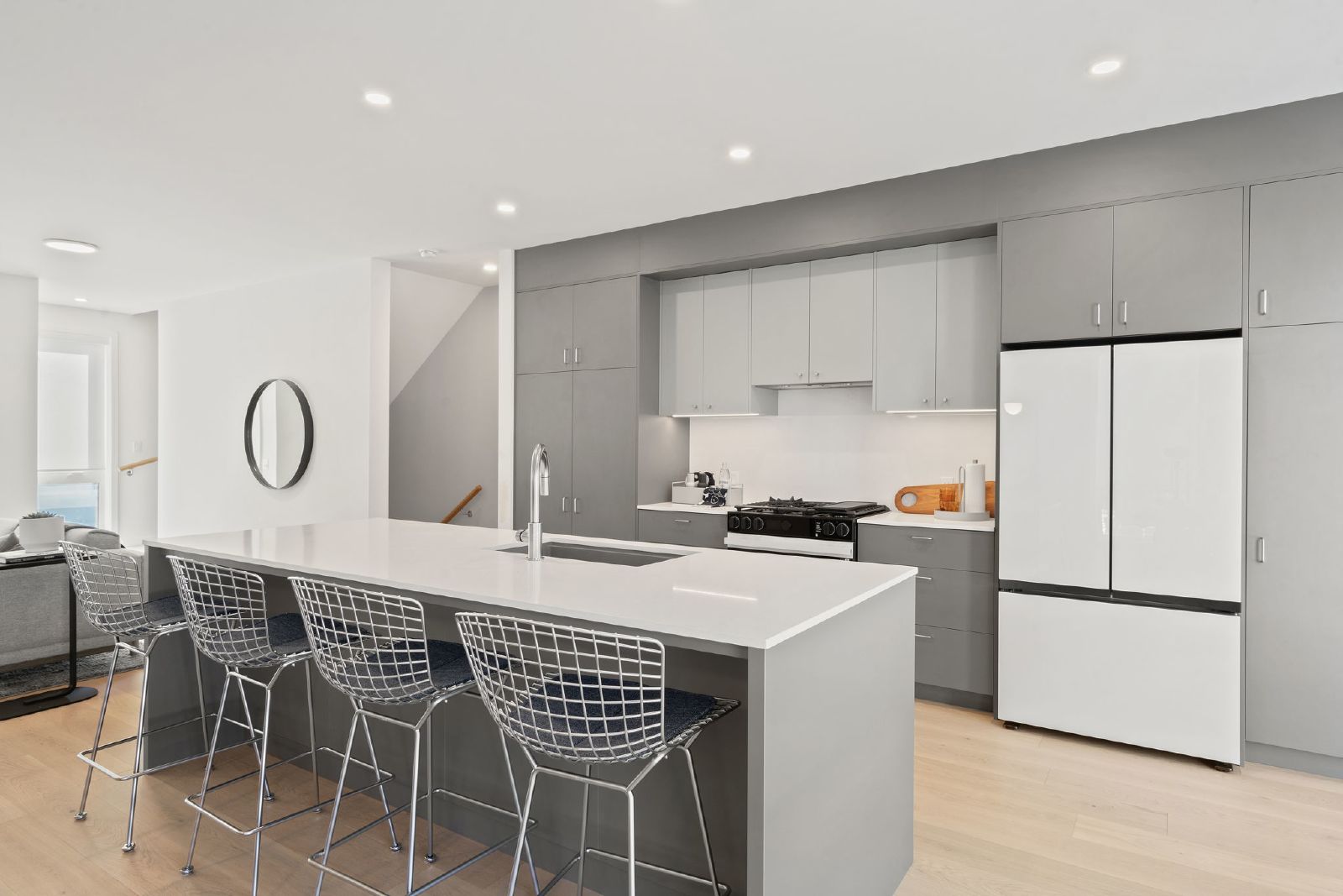 1704 8 Street SE - 1704 property image