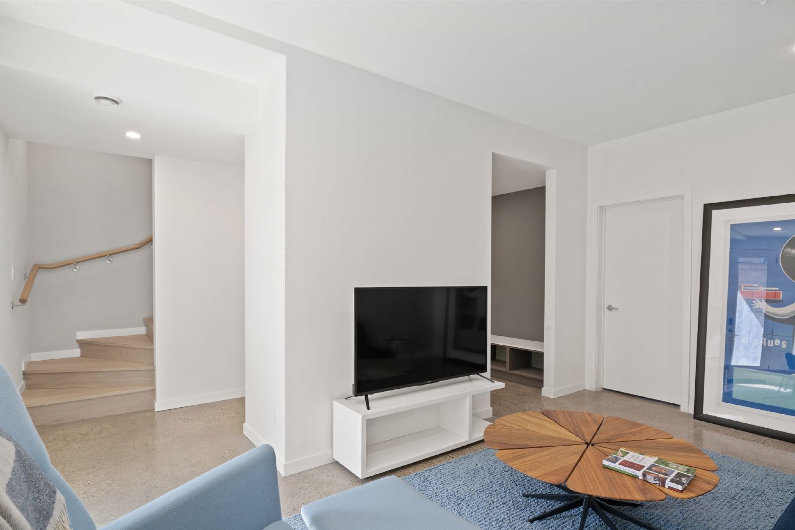 1704 8 Street SE - 1704 property image